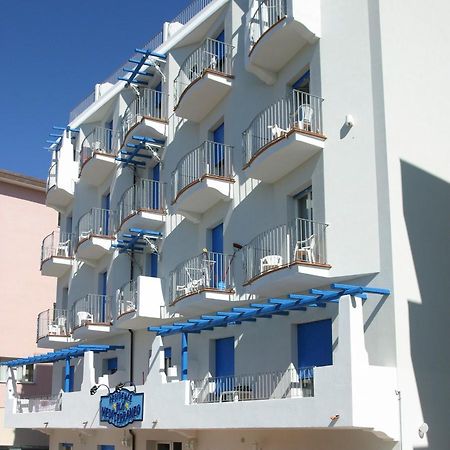 ريميني Residence Mediterraneo المظهر الخارجي الصورة
