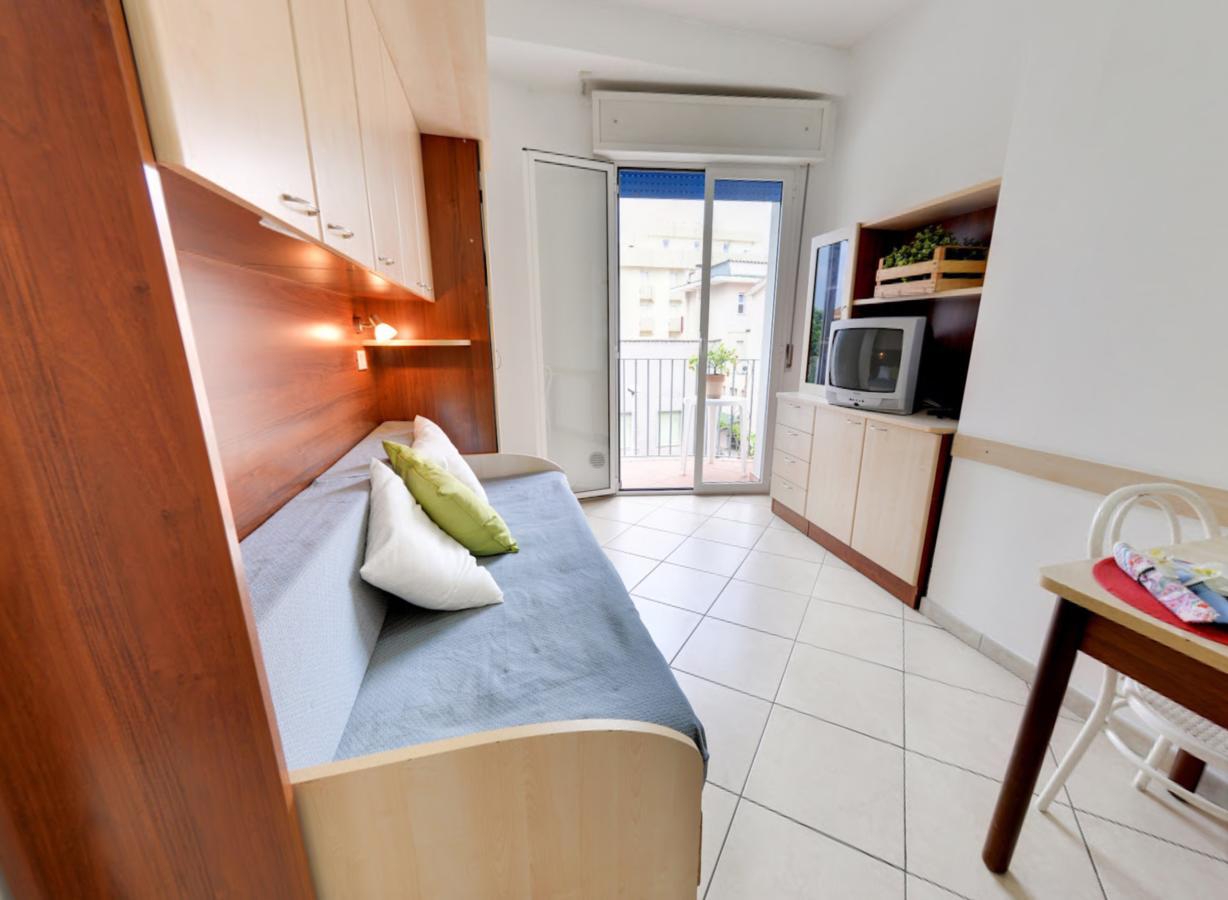 ريميني Residence Mediterraneo المظهر الخارجي الصورة